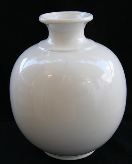 如何鑒別宋代定窯白釉瓷(圖1) 如何鑒別宋代定窯白釉瓷(圖1)