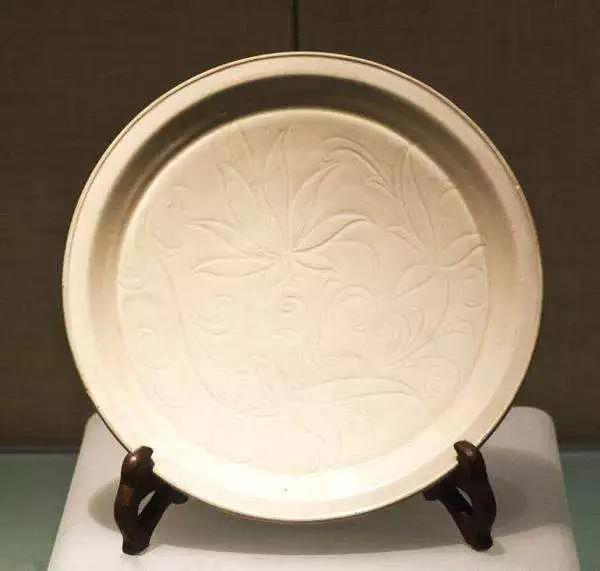 定窯定瓷-白瓷印花盤(pán)（白定）