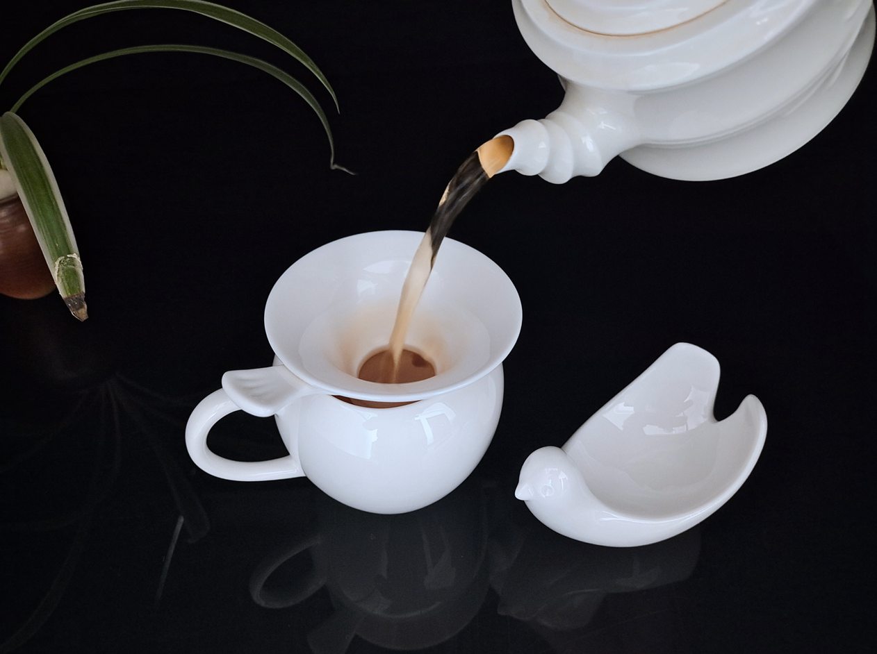 漏網(wǎng)使用嚴(yán)實(shí)細(xì)密的環(huán)保濾網(wǎng)，能更好的過濾茶湯